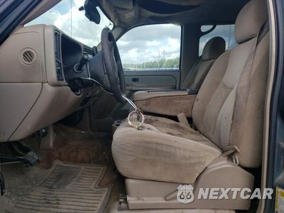 Zdjęcie 7 z 13 samochodu: 2007 CHEVROLET SILVERADO C1500 CLASSIC CREW CAB VIN:2GCEC13V271137157 - miniatura