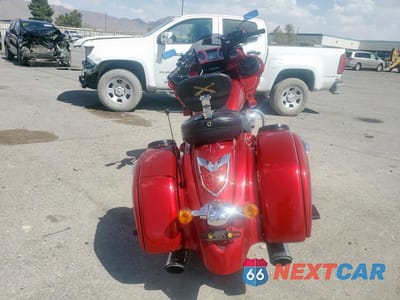 Czwarte zdjęcie samochodu z boku: 2011 KAWASAKI VN1700 J VIN:JKBVNRJ14BA000380 - miniatura