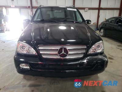 Piąte zdjęcie samochodu w środku: 2005 MERCEDES-BENZ ML 350 VIN:4JGAB57E65A522030 - miniatura