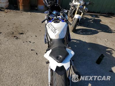 Zdjęcie 6 z 10 samochodu: 2010 BMW S 1000 RR VIN:WB1051707AZV40579 - miniatura