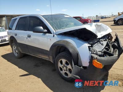 Czwarte zdjęcie samochodu z boku: 2004 SATURN VUE VIN:5GZCZ23D44S840160 - miniatura