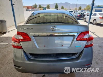 Zdjęcie 6 z 12 samochodu: 2014 NISSAN SENTRA S VIN:3N1AB7AP8EL683873 - miniatura