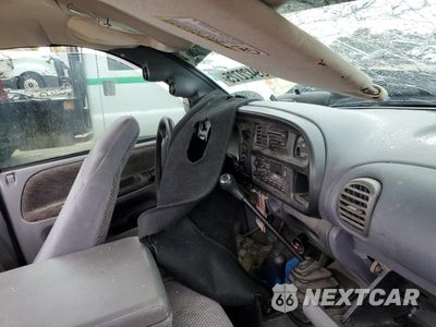 Zdjęcie 9 z 13 samochodu: 2000 DODGE RAM 3500 VIN:3B7MF3664YM222806 - miniatura