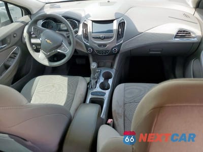 Zdjęcie 8 z 13 samochodu: 2017 CHEVROLET CRUZE LT VIN:1G1BE5SM1H7110476 - miniatura