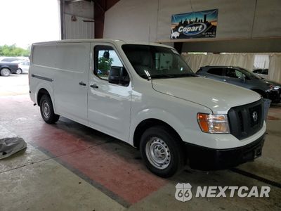 Czwarte zdjęcie samochodu z boku: 2017 NISSAN NV 1500 S VIN:1N6BF0KM0HN800784 - miniatura