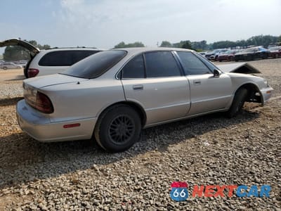 Trzecie zdjęcie samochodu z tyłu: 1998 OLDSMOBILE 88 BASE VIN:1G3HN52K9W4837878 - miniatura