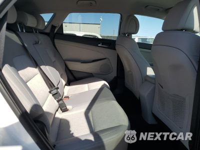 Zdjęcie 11 z 13 samochodu: 2017 HYUNDAI TUCSON LIMITED VIN:KM8J33A42HU450327 - miniatura