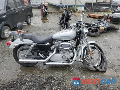 2006 HARLEY-DAVIDSON XL883 C 1HD4CJM106K449630 - główne zdjęcie licytacji z USA - miniatura