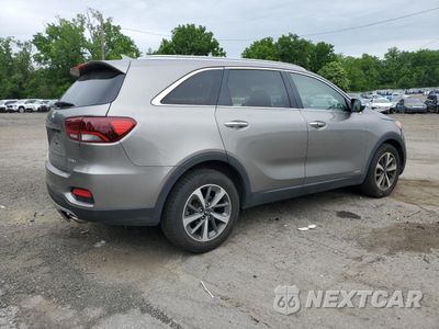 Trzecie zdjęcie samochodu z tyłu: 2019 KIA SORENTO EX VIN:5XYPHDA53KG455480 - miniatura