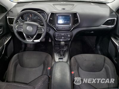 Zdjęcie 8 z 16 samochodu: 2019 JEEP CHEROKEE LATITUDE VIN:1C4PJLCB8KD222971 - miniatura