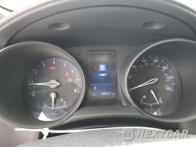 Zdjęcie 9 z 13 samochodu: 2018 TOYOTA C-HR XLE VIN:NMTKHMBXXJR015816 - miniatura