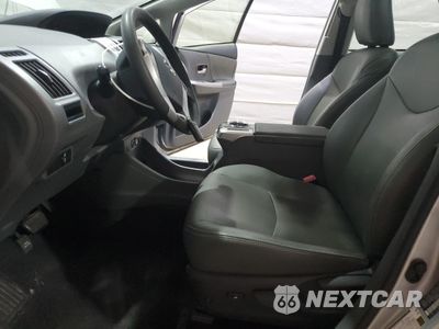 Zdjęcie 7 z 14 samochodu: 2012 TOYOTA PRIUS V VIN:JTDZN3EU1C3125985 - miniatura