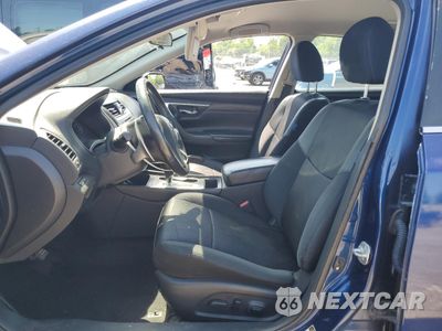 Zdjęcie 7 z 15 samochodu: 2016 NISSAN ALTIMA 2.5 VIN:1N4AL3AP2GC141594 - miniatura