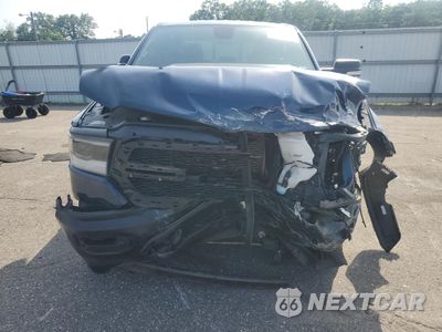 Piąte zdjęcie samochodu w środku: 2020 RAM 1500 BIG HORN/LONE STAR VIN:1C6SRFFT4LN382082 - miniatura