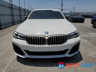 Piąte zdjęcie samochodu w środku: 2023 BMW M550XI VIN:WBA13BK05PCM72950 - miniatura