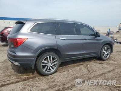 Trzecie zdjęcie samochodu z tyłu: 2017 HONDA PILOT TOURING VIN:5FNYF6H94HB010115 - miniatura