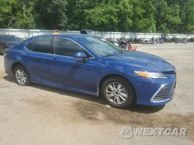 Czwarte zdjęcie samochodu z boku: 2024 TOYOTA CAMRY XLE VIN:4T1F11AKXRU238730 - miniatura