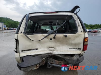 Zdjęcie 6 z 16 samochodu: 2002 CHEVROLET SUBURBAN K2500 VIN:3GNGK26GX2G132763 - miniatura