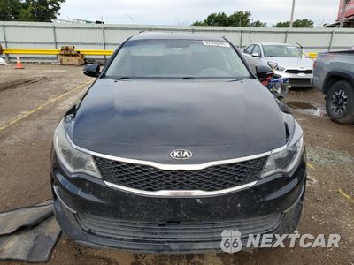 Piąte zdjęcie samochodu w środku: 2017 KIA OPTIMA LX VIN:5XXGT4L33HG136216 - miniatura