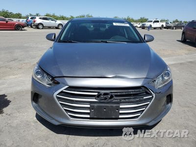 Piąte zdjęcie samochodu w środku: 2018 HYUNDAI ELANTRA SEL VIN:5NPD84LF0JH397764 - miniatura