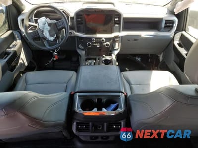 Zdjęcie 8 z 12 samochodu: 2023 FORD F150 LIGHTNING PRO VIN:1FTVW1EL4PWG02954 - miniatura