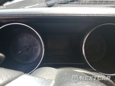 Zdjęcie 9 z 13 samochodu: 2015 FORD MUSTANG VIN:1FA6P8TH5F5353034 - miniatura