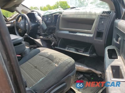 Zdjęcie 8 z 13 samochodu: 2012 DODGE RAM 3500 ST VIN:3C63D3CL4CG273751 - miniatura