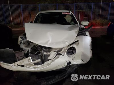 Piąte zdjęcie samochodu w środku: 2016 NISSAN JUKE S VIN:JN8AF5MR5GT604357 - miniatura