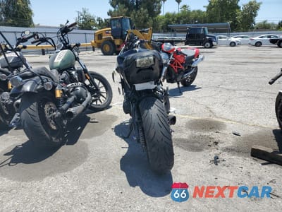 Czwarte zdjęcie samochodu z boku: 2019 YAMAHA MT09 C VIN:JYARN53Y7KA001453 - miniatura