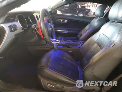 Zdjęcie 7 z 15 samochodu: 2017 FORD MUSTANG VIN:1FA6P8TH5H5273381 - miniatura