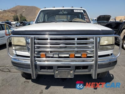 Piąte zdjęcie samochodu w środku: 1995 FORD F350 VIN:1FTJW35F3SEA69742 - miniatura