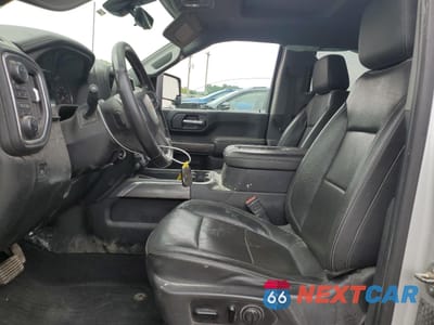 Zdjęcie 7 z 12 samochodu: 2020 CHEVROLET SILVERADO K3500 LTZ VIN:1GC4YUEY7LF153976 - miniatura