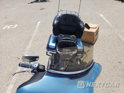 Piąte zdjęcie samochodu w środku: 2000 HARLEY-DAVIDSON FLHTCUI SHRINE VIN:1HD1FLW34YY626801 - miniatura