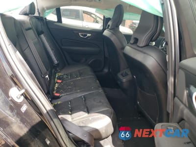 Zdjęcie 10 z 15 samochodu: 2024 VOLVO S60 CORE VIN:7JRL12TK5RG318690 - miniatura