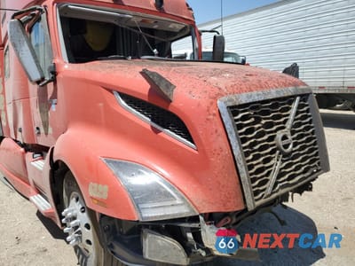 Zdjęcie 7 z 10 samochodu: 2025 VOLVO VN VNL VIN:4V4NC9EHXSN691970 - miniatura