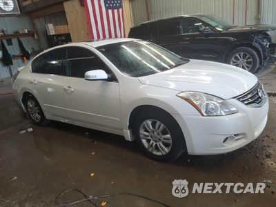 Czwarte zdjęcie samochodu z boku: 2012 NISSAN ALTIMA BASE VIN:1N4AL2AP2CN416616 - miniatura