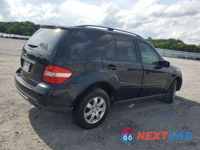 Trzecie zdjęcie samochodu z tyłu: 2006 MERCEDES-BENZ ML 350 VIN:4JGBB86E26A075088 - miniatura