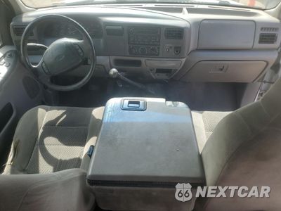 Zdjęcie 8 z 12 samochodu: 2001 FORD F250 SUPER DUTY VIN:1FTNX21FX1EA06781 - miniatura