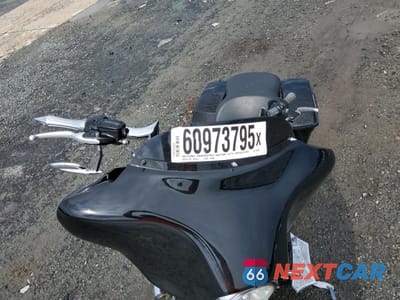 Piąte zdjęcie samochodu w środku: 2011 HARLEY-DAVIDSON FLHX VIN:1HD1KBM17BB636403 - miniatura