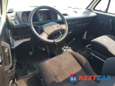 Zdjęcie 8 z 15 samochodu: 1990 VOLKSWAGEN VANAGON MULTIVAN VIN:WV2TB0252LH072793 - miniatura