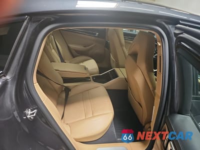 Zdjęcie 6 z 11 samochodu: 2018 PORSCHE PANAMERA 4 VIN:WPA0AA2A73JL10427 - miniatura