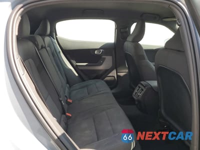 Zdjęcie 10 z 12 samochodu: 2023 POLESTAR 2 VIN:YSMEG3KA6PL155173 - miniatura