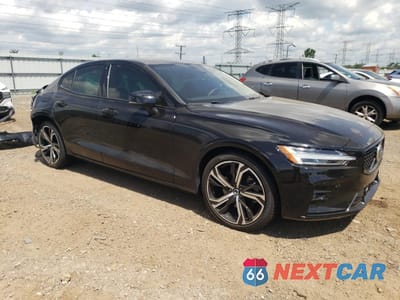 Czwarte zdjęcie samochodu z boku: 2024 VOLVO S60 CORE VIN:7JRL12TK5RG318690 - miniatura