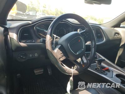 Zdjęcie 16 z 25 samochodu: 2016 DODGE CHALLENGER R/T VIN:2C3CDZBT6GH315120 - miniatura