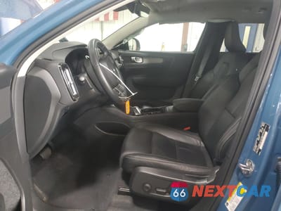 Zdjęcie 7 z 15 samochodu: 2023 VOLVO XC40 PLUS VIN:YV4L12UW6P2077083 - miniatura