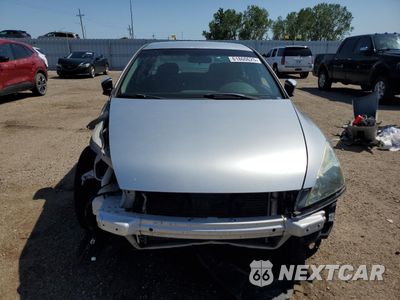 Piąte zdjęcie samochodu w środku: 2006 HONDA ACCORD SE VIN:1HGCM55306A139132 - miniatura