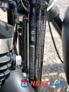 Zdjęcie 9 z 10 samochodu: 2017 HARLEY-DAVIDSON XL883 IRON 883 VIN:1HD4LE211HC437459 - miniatura