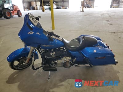 Trzecie zdjęcie samochodu z tyłu: 2018 HARLEY-DAVIDSON FLHX STREET GLIDE VIN:1HD1KBC19JB636662 - miniatura