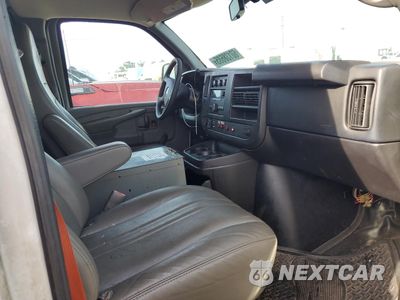 Piąte zdjęcie samochodu w środku: 2013 CHEVROLET EXPRESS G2500 VIN:1GCWGFCA7D1142861 - miniatura