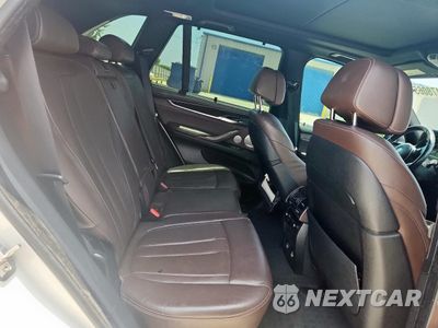 Zdjęcie 11 z 13 samochodu: 2015 BMW X5 XDRIVE50I VIN:5UXKR6C52F0J77407 - miniatura